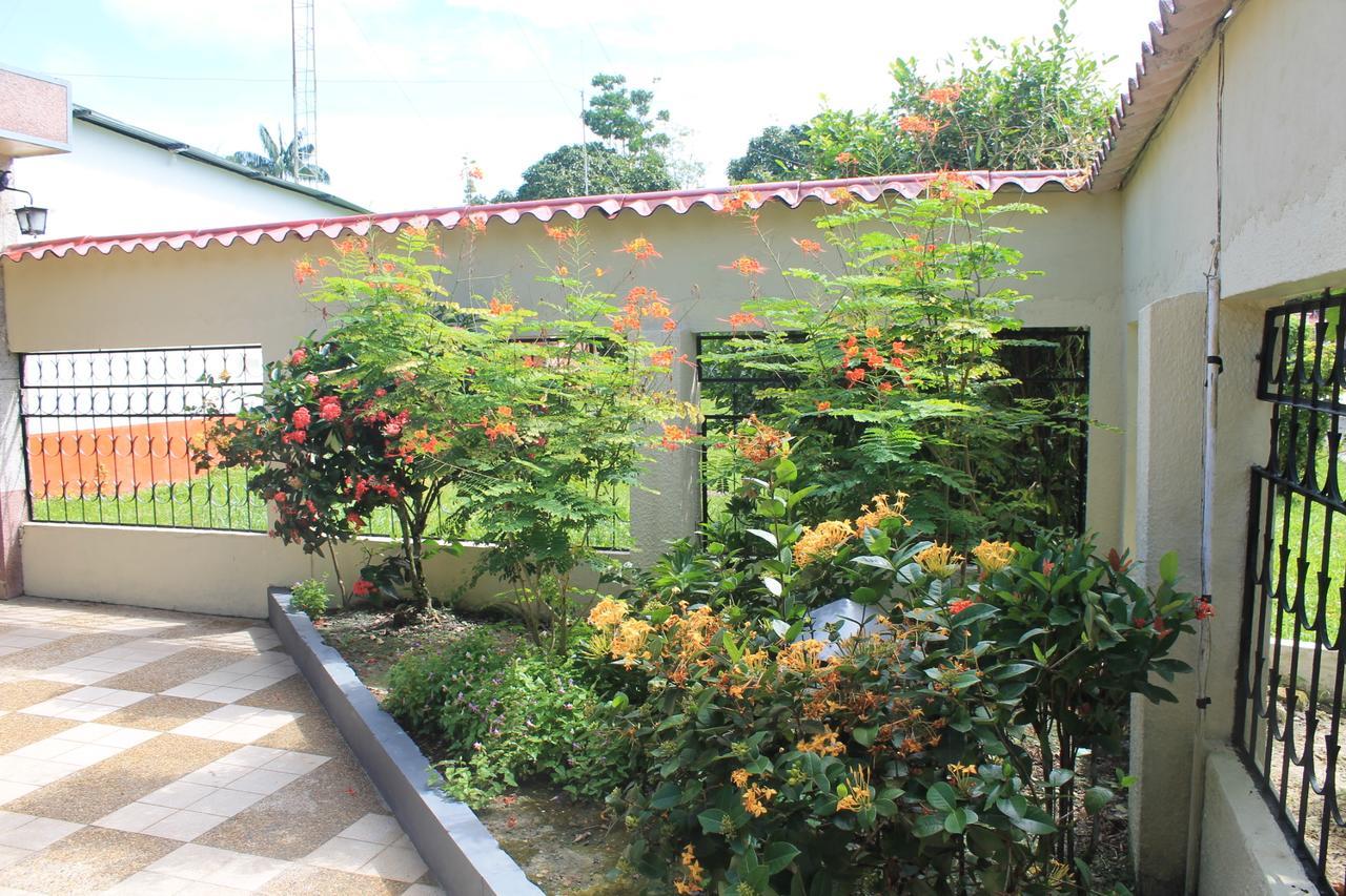 Casa Nora & Alejo Apartment Leticia Exterior photo